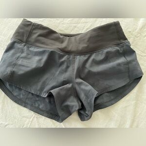 Lululemon Lowrise 2.5 inch Speed Up Shorts